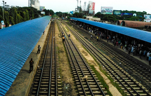 আজ থেকে বিমানবন্দর স্টেশনে থামবে না ঢাকাগামী ৭ ট্রেন