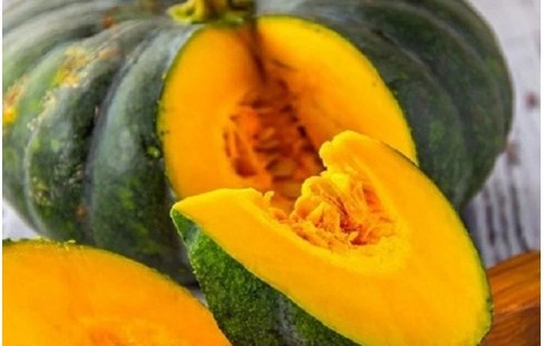 ত্বক ভাল রাখে মিষ্টি কুমড়া