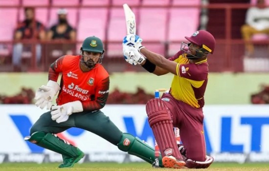 টসে জিতে ফিল্ডিংয়ে বাংলাদেশ