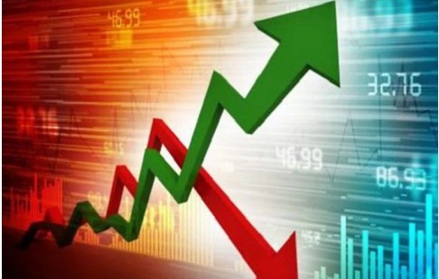 পুঁজিবাজারে বড় উত্থানে চলছে লেনদেন