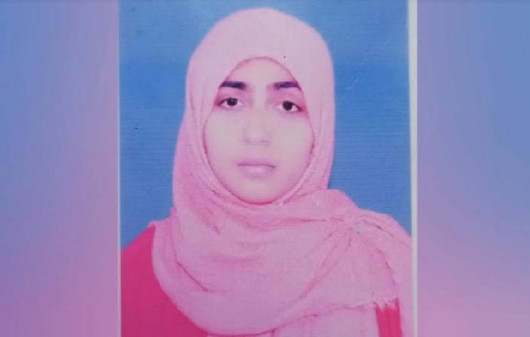 ত্রিভুজ প্রেমের বলি স্কুলছাত্রী সানজিদা