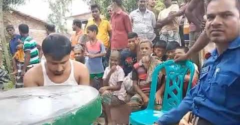 শেরপুরে দোকান চুরি সময় নাইট গার্ডের হাতে চোর আটক