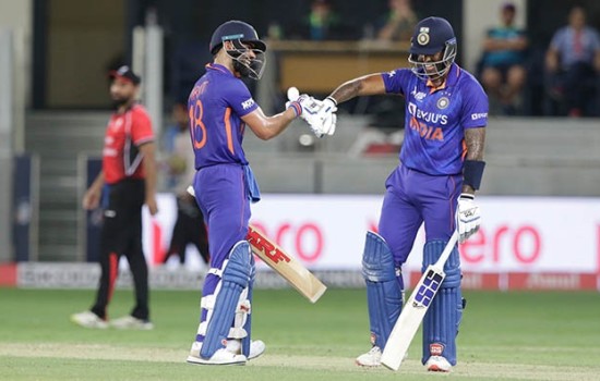 কোহলি-যাদবের অর্ধশতকে হংকংকে বড় টার্গেট দিলো ভারত