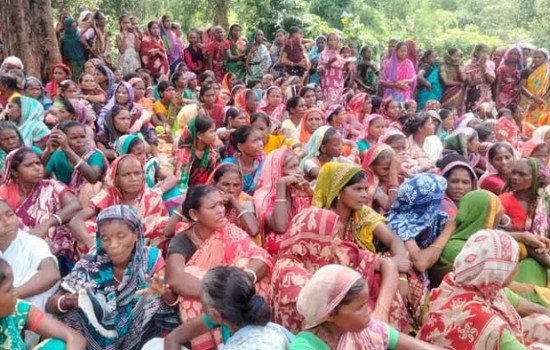 দাবি পূরণ হয়নি, সিদ্ধান্তে অনড় চা-শ্রমিকরা