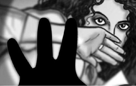 বৃদ্ধের ধর্ষণে অন্তঃসত্ত্বা কিশোরী