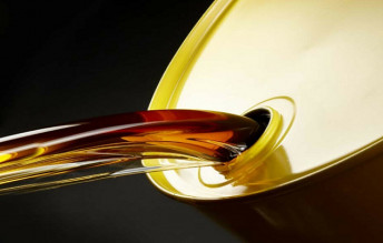 বিশ্ববাজারে আবারো কমলো তেলের দাম