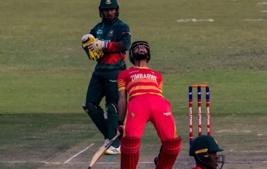 দাপুটে জয়ে ওয়ানডে সিরিজও জিতল জিম্বাবুয়ে