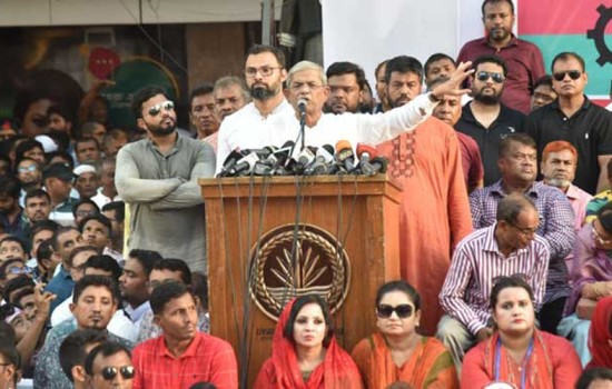 রাজপথ দখলে নেতাকর্মীদের প্রস্তুত হতে বললেন মির্জা ফখরুল