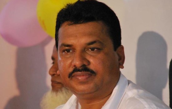 ‘ছাত্রলীগের ছেলেরা সিগারেট খায় দেখাতে পারলে রাজনীতি ছেড়ে দেব’