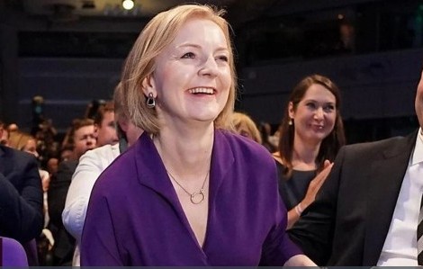 লিজ ট্রাসের সামনে একগুচ্ছ চ্যালেঞ্জ