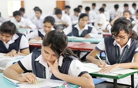 দুই ঘণ্টায় হবে এসএসসি ও সমমান পরীক্ষা, ১১টা থেকে শুরু