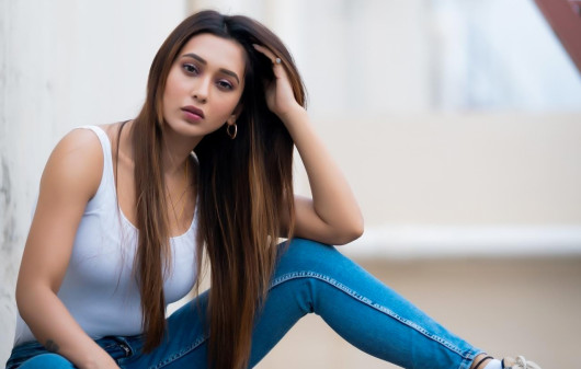 চুমু খেতে আপত্তি নেই মিমির