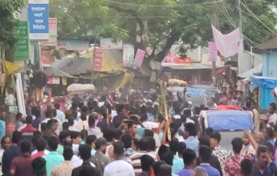 রংপুরে পুলিশ-বিএনপি সংঘর্ষে ওসিসহ আহত অর্ধশতাধিক
