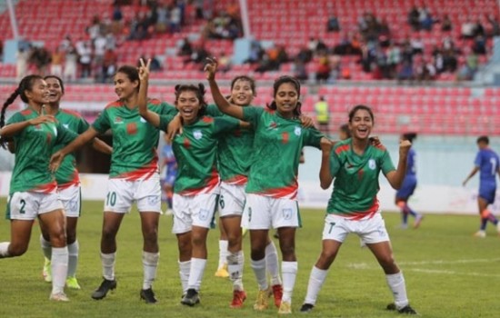 ভারতকে উড়িয়ে সেমিফাইনালে গ্রুপ চ্যাম্পিয়ন বাংলাদেশ