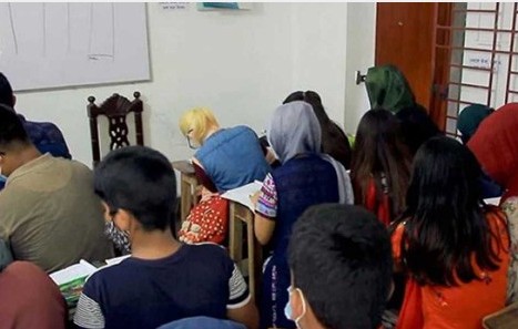 প্রশ্নফাঁস এড়াতে দেশের সব কোচিং সেন্টার ২১ দিন বন্ধ