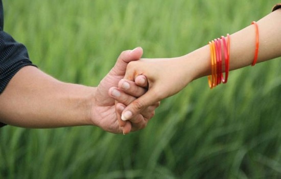 সম্পর্ক মেনে না নেয়ায় প্রেমিক যুগলের আত্মহত্যা