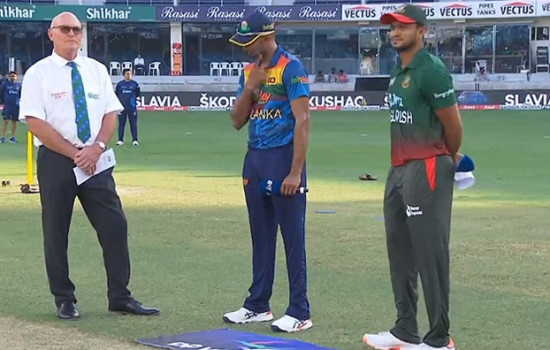 টস হেরে ব্যাটিংয়ে বাংলাদেশ, দলে তিন পরিবর্তন