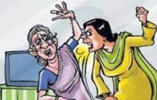 বউ-শাশুড়ির যুদ্ধে প্রাণ গেল শ্বশুরের