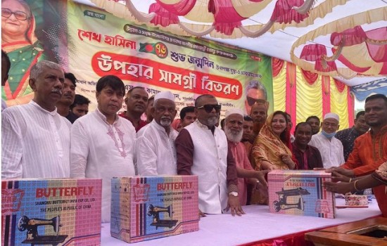 ব্যতিক্রম আয়োজনে শেখ হাসিনার জন্মদিন পালন করলেন এস এম কামাল