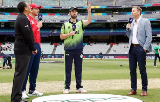 টস জিতে আইরিশদের ব্যাটিংয়ে পাঠাল ইংল্যান্ড