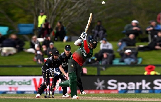 নিউজিল্যান্ডের কাছে হেরে ত্রিদেশীয় সিরিজ থেকে বিদায় টাইগারদের