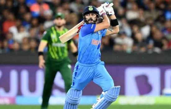 রুদ্ধশ্বাস লড়াইয়ে পাকিস্তানকে হারালো ভারত