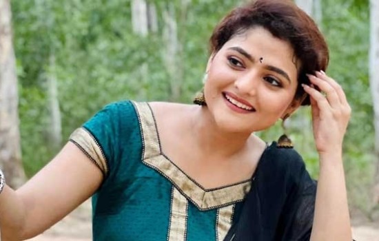 অভিনেত্রী ঐন্দ্রিলা শর্মা আর নেই