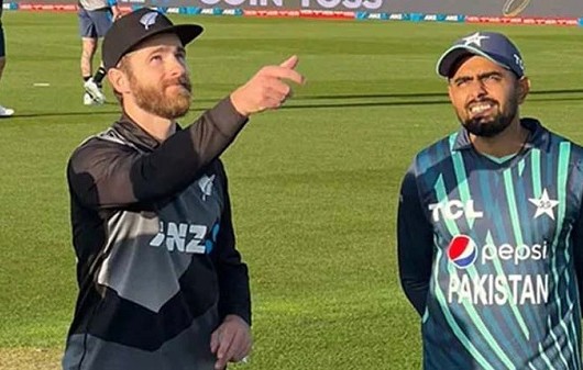 টস জিতে ব্যাটিংয়ে নিউজিল্যান্ড