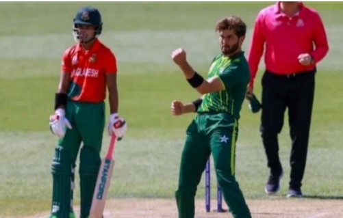 বাংলাদেশকে বিদায় করে সেমিফাইনালে পাকিস্তান