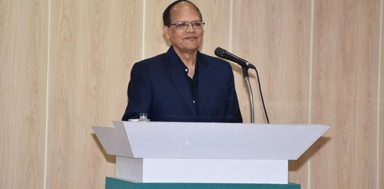 দুধ বিক্রির জমানো ৮ টাকা দিয়ে পান-বিড়ির দোকান দেই!