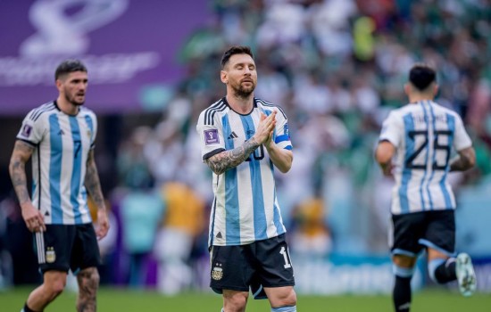 বিশ্বমঞ্চে টিকে থাকতে মাঠে নামছে আর্জেন্টিনা