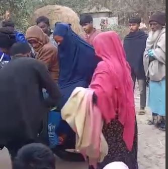 বিয়ে করে সকালে বউ নিয়ে বিকালেই বউ রেখে গেল বর।