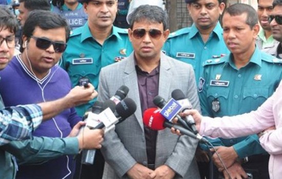 সমাবেশ ঘিরে কোনো আতঙ্ক নেই : ডিবিপ্রধান