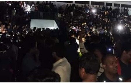 মিছিল-স্লোগানে মুখরিত গোলাপবাগ মাঠ