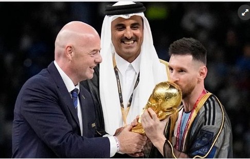 ভুবনজয়ী মেসি