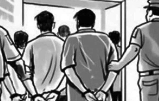 রাজধানীতে পুলিশের বিশেষ অভিযানে আরও ২৫৫ জন আটক