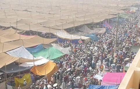 তুরাগ তীরে মুসল্লিদের ঢল