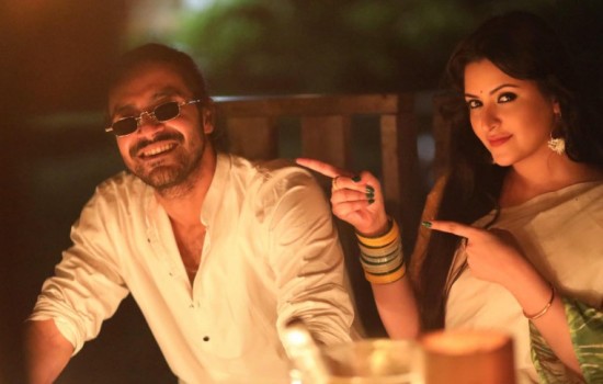 রাজকে ‘সাবেক’ বললেন পরীমনি