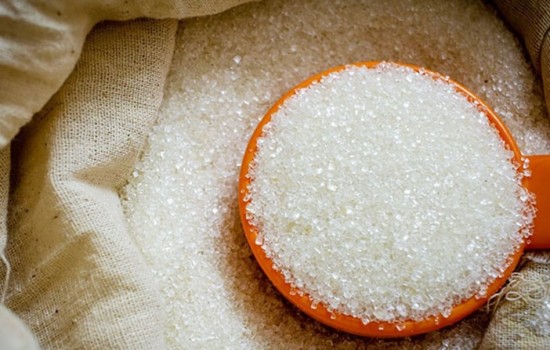 চিনির দাম কেজিতে ৫ টাকা বাড়ল