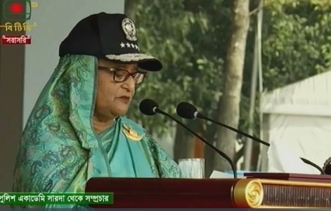 স্বাধীনতার সুফল ঘরে ঘরে পৌঁছে দিতে হবে : প্রধানমন্ত্রী