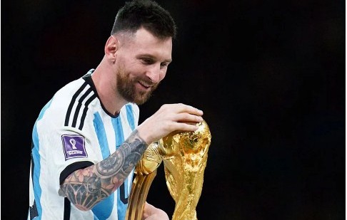 বিশ্বকাপে সবচেয়ে কঠিন মুহূর্ত কী ছিল? জানালেন মেসি
