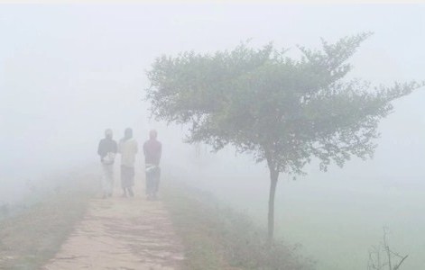 উত্তরে হিমেল হাওয়া ও ঘন কুয়াশায় বিপাকে মানুষ