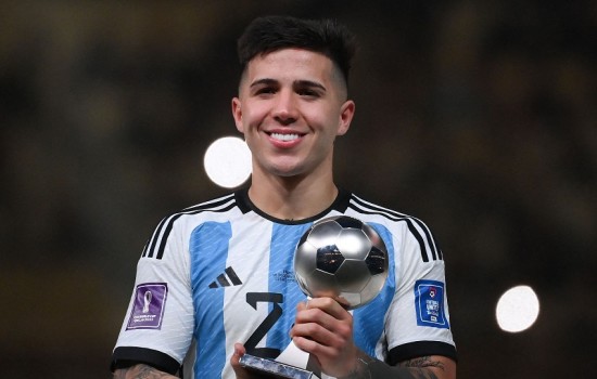 সব রেকর্ড ভেঙে চেলসিতে আর্জেন্টাইন তারকা