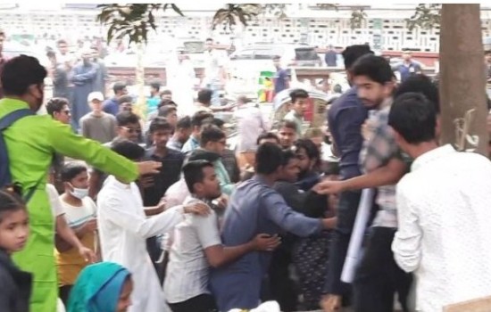 ঢাবিতে ছাত্র অধিকার পরিষদের প্রতিষ্ঠাবার্ষিকীতে ছাত্রলীগের হামলা