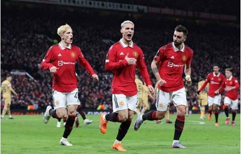 বার্সেলোনাকে বিদায় করে কোয়ার্টার ফাইনালে ম্যানইউ