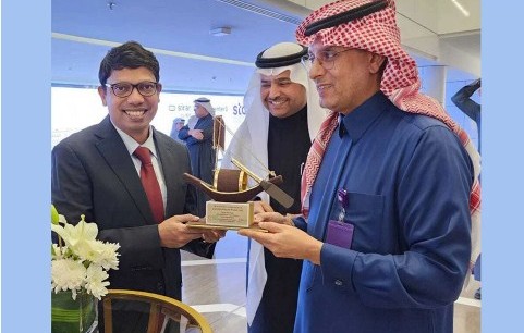 আইসিটি প্রতিমন্ত্রীর সঙ্গে সৌদি টেলিকমিউনিকেশন কোম্পানির চেয়ারম্যানের বৈঠক