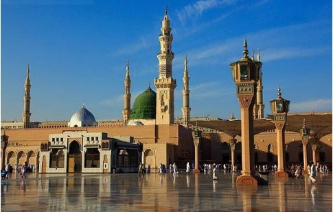 রাসুলুল্লাহ (সা.) যেভাবে জুমার খুতবা দিতেন