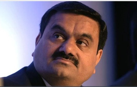 আদানি কেলেঙ্কারি : আতঙ্কে ভারতীয় শেয়ার ছাড়ছেন বিদেশিরা