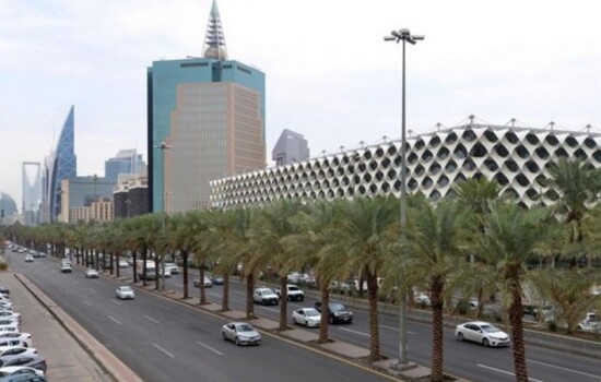 সৌদিতে বাংলাদেশিসহ ঢাকা দূতাবাসের ২ কর্মকর্তা গ্রেপ্তার