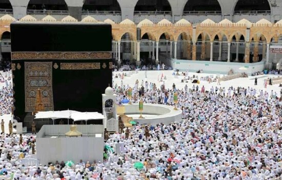 ওমরাহ পালন নিয়ে সুখবর দিল সৌদি আরব